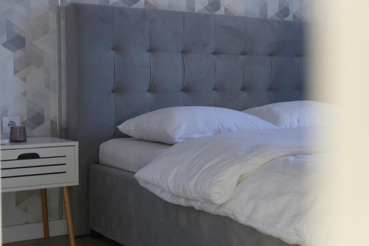 Cozy Rooms Toplita Екстер'єр фото
