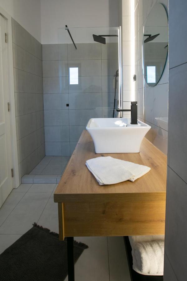 Cozy Rooms Toplita Екстер'єр фото