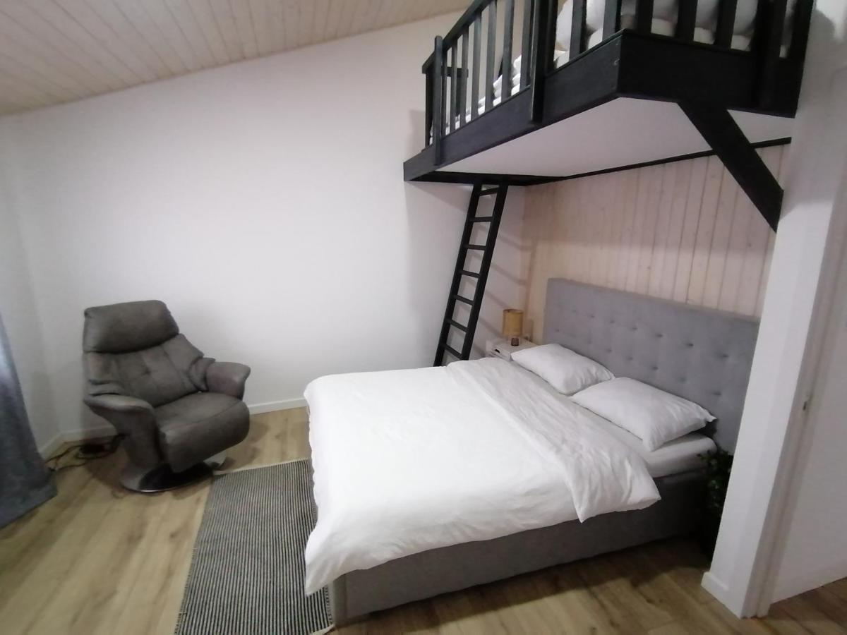 Cozy Rooms Toplita Екстер'єр фото