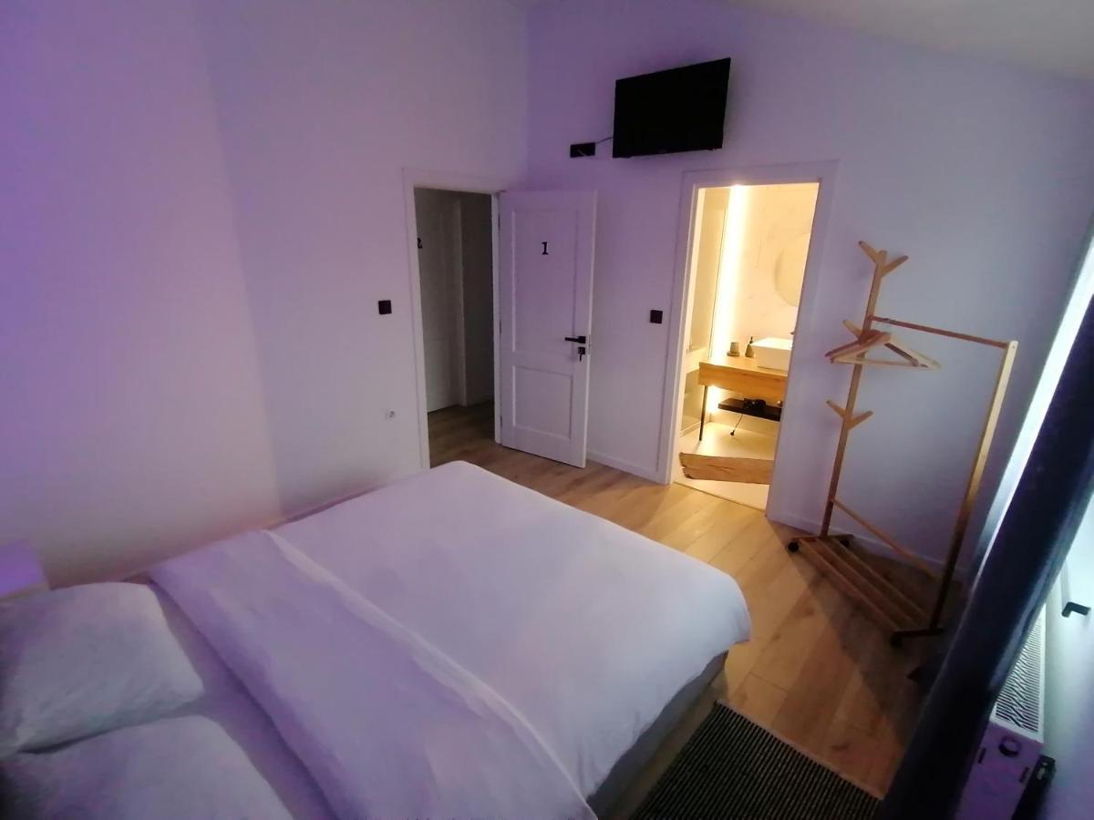 Cozy Rooms Toplita Екстер'єр фото