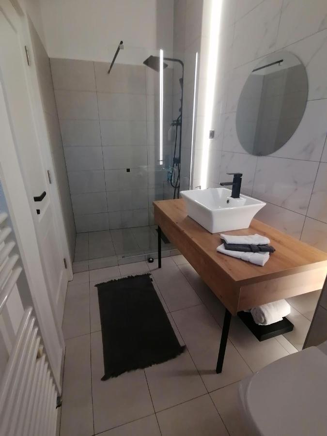 Cozy Rooms Toplita Екстер'єр фото
